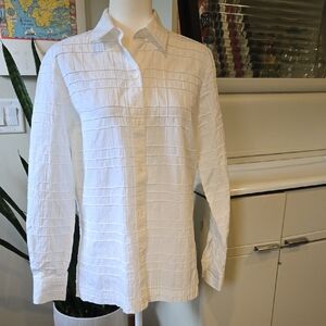 EUC Wms Façonnable White Textured Shirt Size Medium